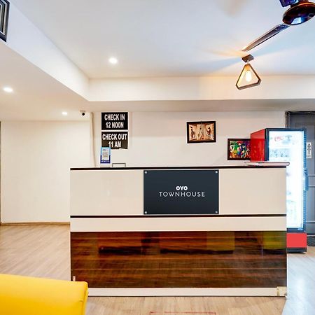 Townhouse Delight Inn Gurgaon Zewnętrze zdjęcie