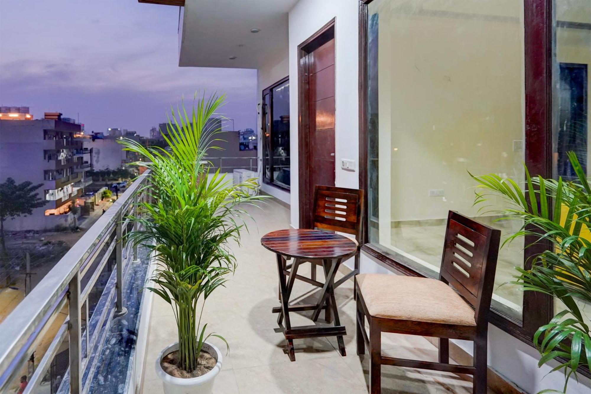 Townhouse Delight Inn Gurgaon Zewnętrze zdjęcie