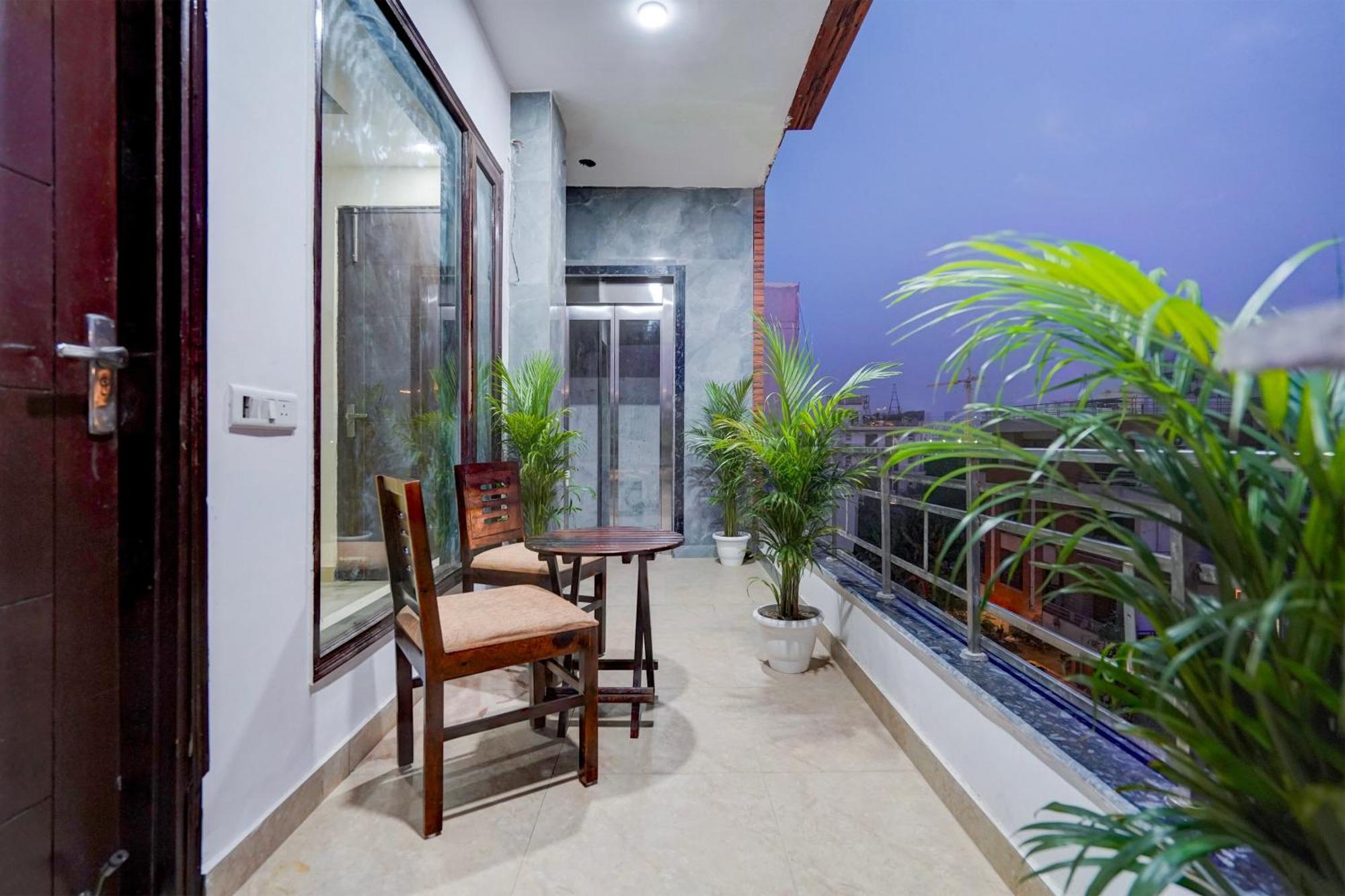 Townhouse Delight Inn Gurgaon Zewnętrze zdjęcie